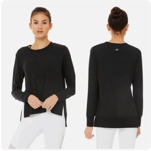 Alo Glimpse Pullover Sweatshirt in Black